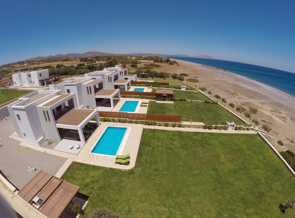 Antonoglou Beach Villas - Waterfront Luxury Retreat Lakhania Eksteriør bilde