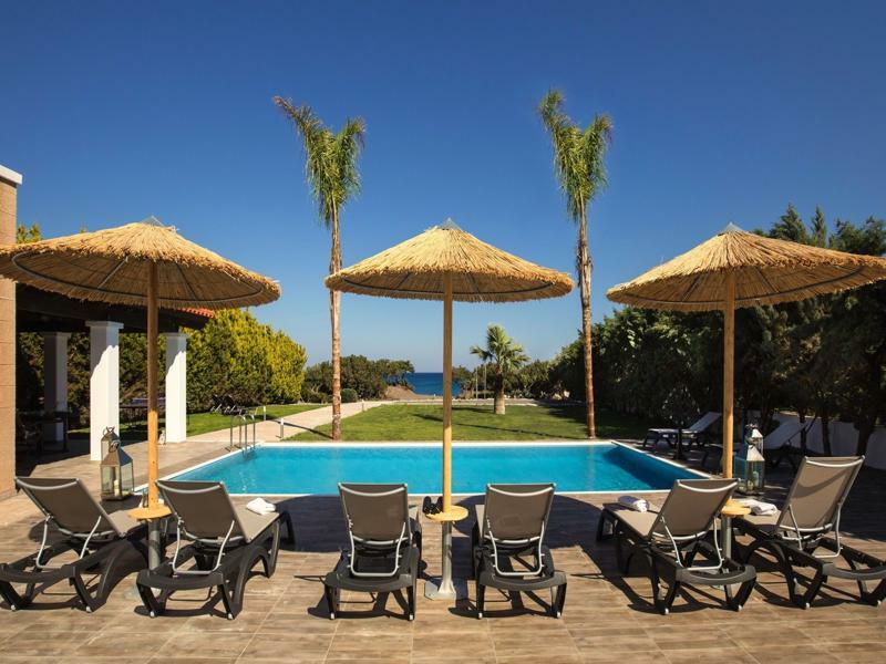 Antonoglou Beach Villas - Waterfront Luxury Retreat Lakhania Eksteriør bilde