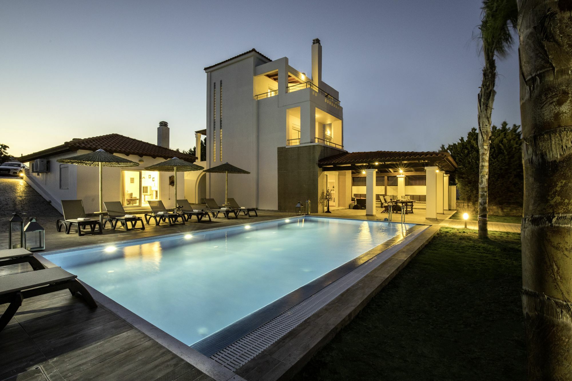 Antonoglou Beach Villas - Waterfront Luxury Retreat Lakhania Eksteriør bilde