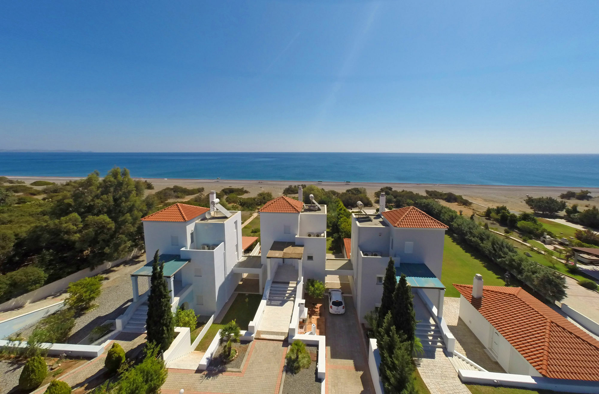 Antonoglou Beach Villas - Waterfront Luxury Retreat Lakhania Eksteriør bilde